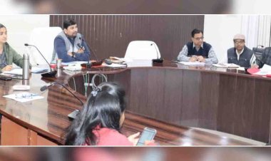 चित्रकूट : डीएम ने की निर्माण कार्यों की समीक्षा