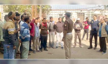 चित्रकूट : चालकों के साथ की यातायात जागरूकता संगोष्ठी