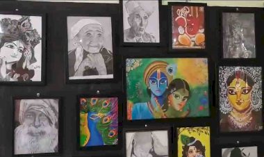 बाँदा : आर्ट गैलरी में लोककला और बुंदेली समस्याओं की दिखाई पड़ी झलक
