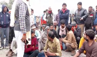 बांदा में भी चालकों की हड़ताल से रोडवेज बसों का चक्का जाम, यात्री परेशान