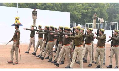 परेड का एसपी ने किया निरीक्षण