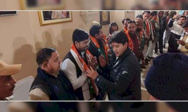 मप्र में सिंधिया ने कांग्रेस को दिया बड़ा झटका, 228 नेताओं ने ली भाजपा की सदस्यता