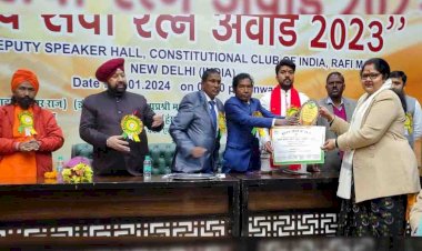 राजनैतिक व महिला सशक्तिकरण के लिए रंजना उपाध्याय को मिला पुरस्कार