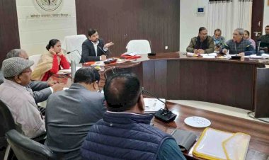 सैम मैम बच्चों को केन्द्र में भर्ती करें, दिलायें स्वास्थ्य लाभ : डीएम