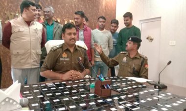 बांदाः पुलिस ने चोरी हुए 25 लाख कीमत के 125 मोबाइल फोन खोज निकाले