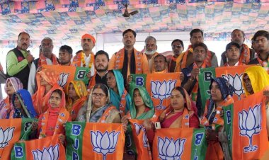 लोकसभा चुनाव से पहले विपक्षी दलों में भगदड, 1121 ने भाजपा की सदस्यता ली