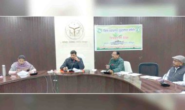 कूड़ा जलते पाए जाने पर संबंधित कर्मचारी का कटेगा वेतन