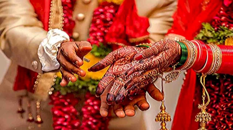 मुख्यमंत्री सामूहिक विवाह : दूल्हा हुआ लेट तो दुल्हन ने कर ली जीजा से शादी