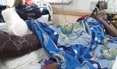 चलती ट्रेन से टीटीई ने महिला को धक्का दे दिया, ट्रेन और प्लेटफॉर्म के बीच फंसी महिला