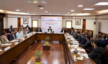 ज्योतिरादित्य ने किया स्टेनलेस स्टील सेक्टर में पहले ग्रीन हाइड्रोजन प्लांट का उद्घाटन
