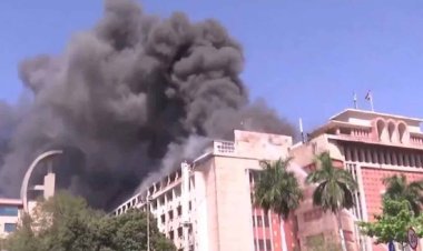 भोपाल : मंत्रालय भवन की तीसरी मंजिल पर लगी आग, 5 कर्मचारी फंसे