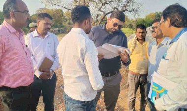 डीएम ने यूपीपीसीएल के निर्माण कार्यों का किया निरीक्षण