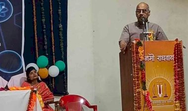 शिक्षा ही मानव जीवन को बनाती है महान : प्रो. शिशिर पांडेय