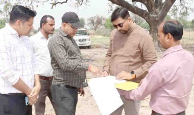 डीएम ने स्टाम्प वाद प्रकरण का किया निरीक्षण