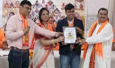 बुंदेलखंड का लाल पीपल मैन डॉ. रघुराज प्रताप सिंह राष्ट्रीय राजधानी दिल्ली में ट्राइ फॉर हेल्प आइकॉन अवार्ड 2024 से सम्मानित