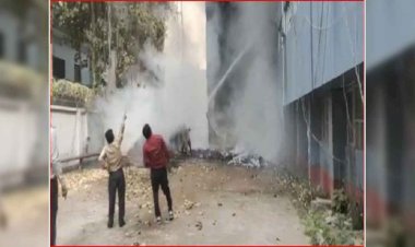 लखनऊ के खनन निदेशालय में लगी आग