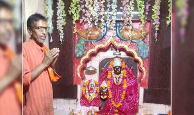 चैत्र नवरात्र : देवी मंदिरों में महिलाओं ने चढ़ाई अठवाईयां