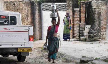 पानी की टंकी बनी शोपीस, ग्रामीण गांव के बाहर से पानी लाने को मजबूर