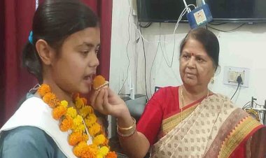 सुरभि ने यूपी बोर्ड की कक्षा 12 में प्रदेश में आठवीं पोजीशन लाकर बाँदा का बढ़ाया मान