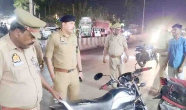 एएसपी के नेतृत्व में पुलिस ने किया पैदल गस्त