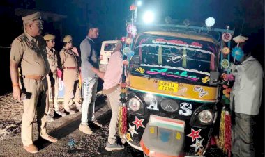 गस्त कर पुलिस ने सुरक्षा का दिलाया भरोसा