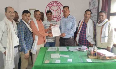 शिक्षकों ने बीईओ को सौपा सात सूत्रीय ज्ञापन