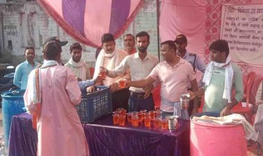 सीएमओ के नेतृत्व में श्रद्धालुओं को पिलाया गया शरबत