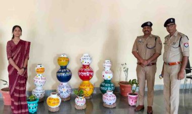 मतदान के लिए किया जा रहा प्रेरित