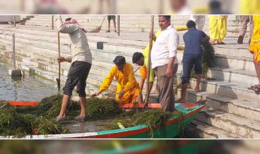भरत घाट मे चलाया गया मन्दाकिनी स्वच्छता का विशेष अभियान