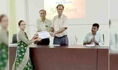 प्रतिभाशाली विद्यार्थी और प्राचार्य हुए सम्मानित