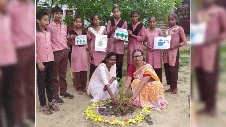 बांदा में 'एक वृक्ष अपनी मां के नाम' वृक्षारोपण अभियान