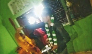 प्रेमिका से मिलने पहुंचा प्रेमी, परिजनों ने कराई शादी