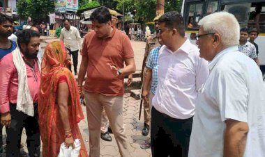 डीएम ने पुराने बस स्टैन्ड का किया निरीक्षण