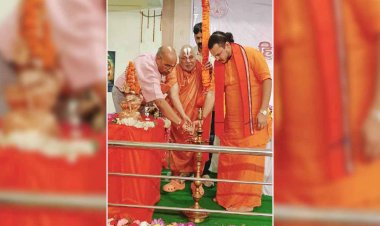 हिन्दी को राष्ट्रभाषा घोषित कराने का जगद्गुरु ने लिया संकल्प