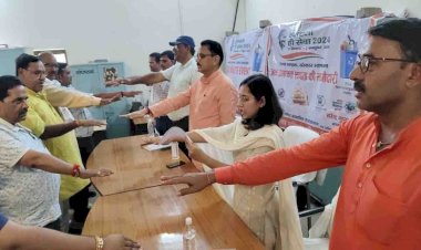 व्यापारियों, नागरिको को दिलाई गई स्वच्छता की शपथ