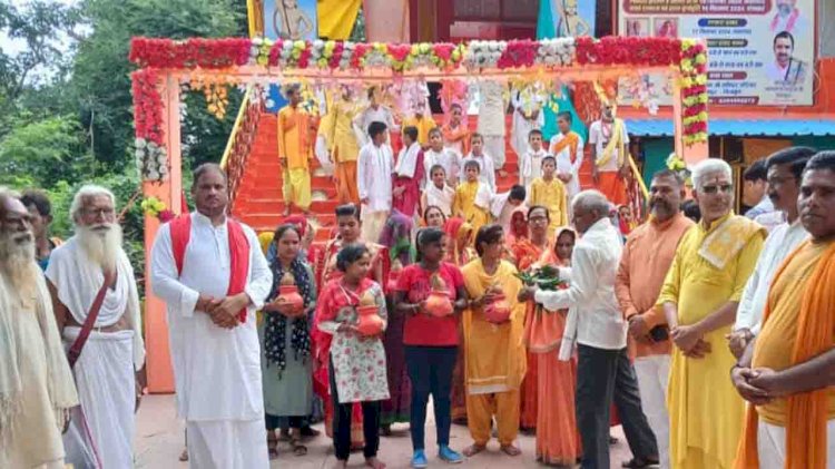 कलश यात्रा के साथ श्रीमदभागवत कथा का शुभारंभ