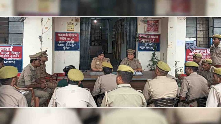 महिला पुलिसकर्मी क्षेत्र में नियमित करें भ्रमण : सीओ