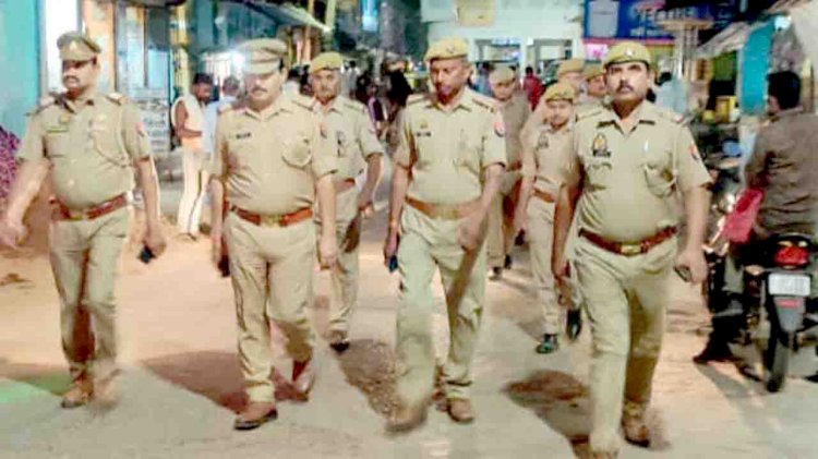 पुलिस ने सुरक्षा को लेकर किया गश्त