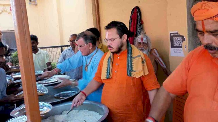 तुलसीपीठ में तीन दिवसीय वृहद भंडारे का हुआ शुभारंभ