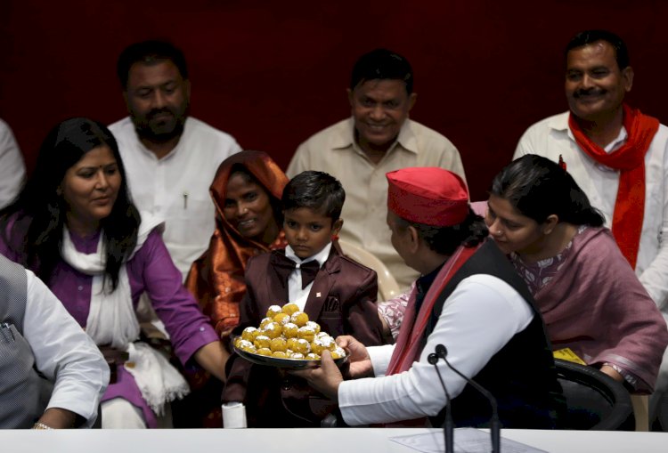 भाजपा के नोटबंदी की नाकामी दिखने लगी है : अखिलेश यादव