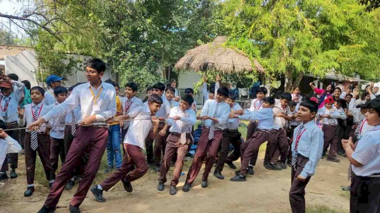 विद्यावती निगम मेमोरियल पब्लिक स्कूल, बाँदा द्वारा छात्रों का शैक्षिक भ्रमण