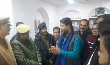 लखनऊ रवानगी से पहले पूर्व केन्द्रीय मंत्री हाउस अरेस्ट