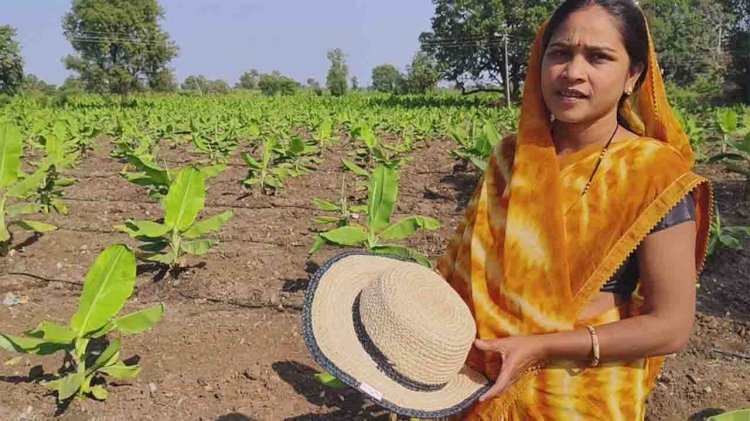 मध्‍य प्रदेश के बुरहानपुर जिले की महिलाओं का नवाचार, लंदन तक पहुंची केले के रेशों से बनी लखपति दीदी अनुसुईया की टोपी