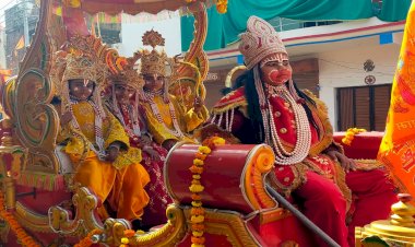बांदा:  रथयात्रा के साथ धूमधाम से मनाई गयी रामलला की पहली वर्षगांठ