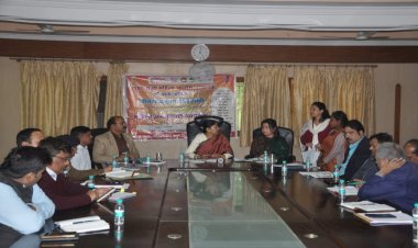 राज्य महिला आयोग की सदस्य पहुंची बांदा, दिए यह निर्देश