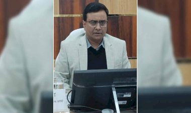 झाँसी मंडल द्वारा 10 ट्रेनों के बाहरी हिस्से पर विज्ञापन से 94 लाख राजस्व की वृद्धि