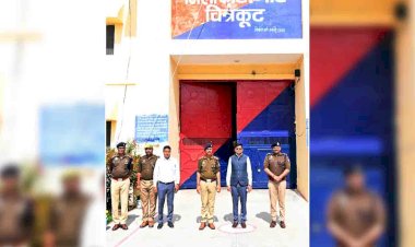 डीएम-एसपी ने जिला कारागार का किया निरीक्षण