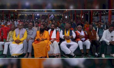 भजनो और बुन्देली गायन ने दर्शकों का मन मोह