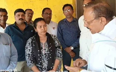 शिक्षक विरोधी नीतियों के खिलाफ बड़े आंदोलन के लिए तैयार रहें शिक्षक : त्रिपाठी