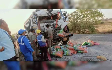 खड़े डम्पर में टकराया दूसरा डम्पर, चालक की मौत